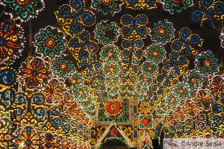 Corredor de luzes coloridas - Festival de Luzes - Ação de Graças - Coréia do Sul