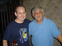 Ao Mestre Dindinho, com carinho