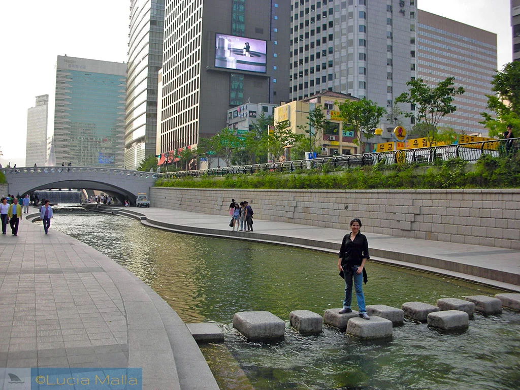 Córrego Cheonggyecheon - Seul - Coréia do Sul