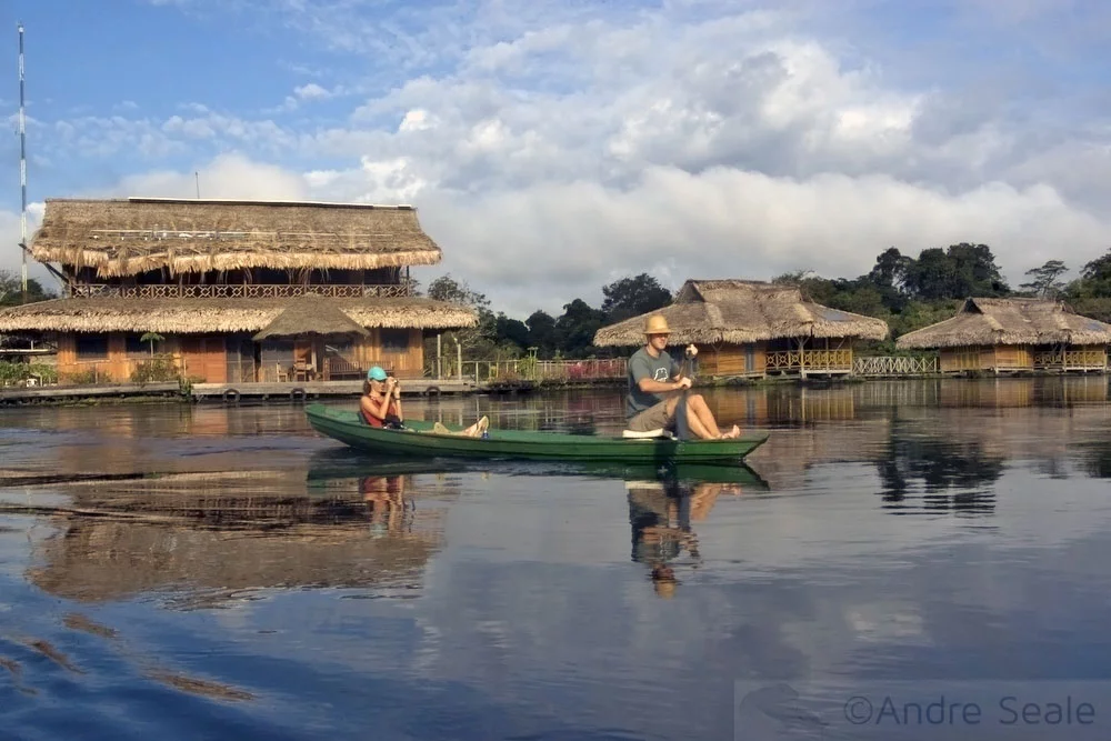 Em Mamirauá - bangalôs da pousada Uacari