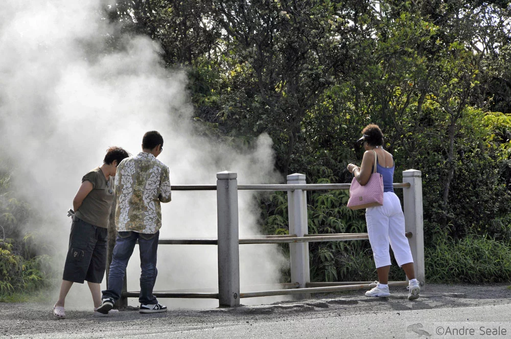 Fumaça do vulcão ativo - visita ao Kilauea