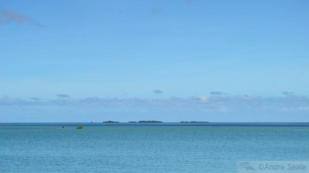 Black Coral Island ao horizonte - Micronésia