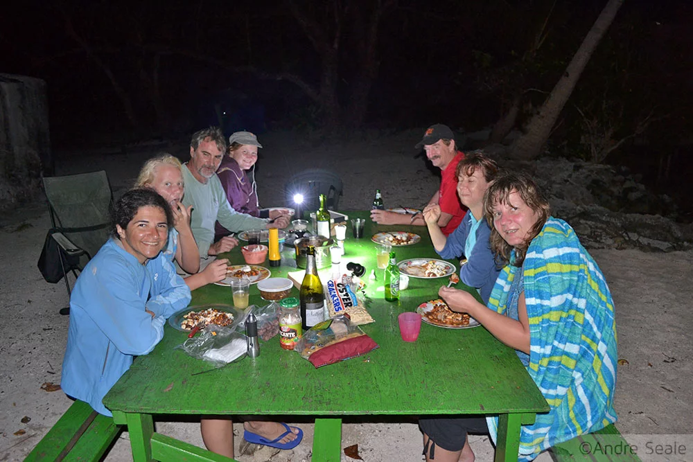 Jantar no acampamento