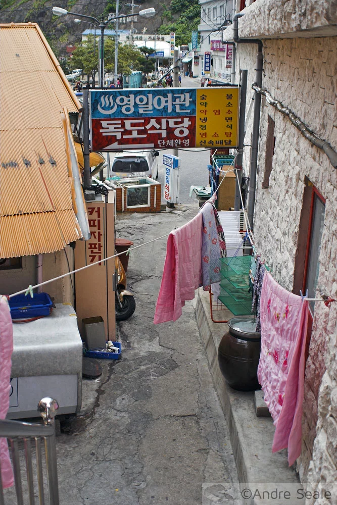 Rua estreita em Dodong - Ulleung-do - Coréia do Sul