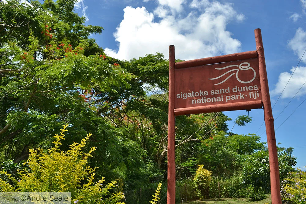 Placa do Parque Nacional das Dunas de Sigatoka - Fiji