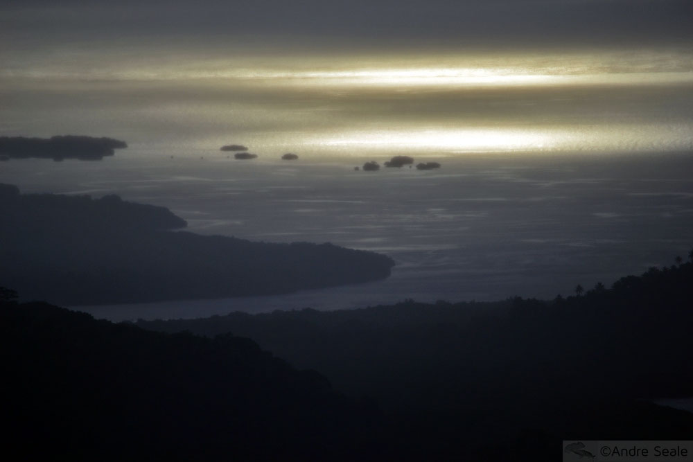 Vista do cume do Sokehs Rock -  Micronésia