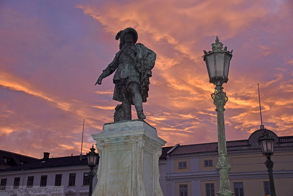 Estátua de Gustaf Adolf