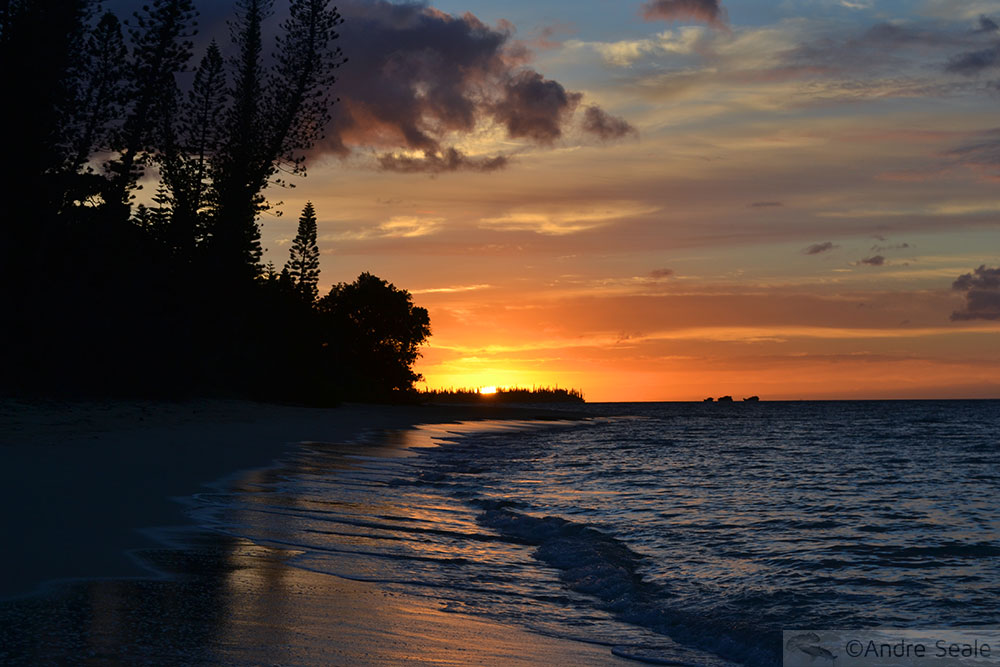 Baía de Kanumera ao nascer do sol - Isle of Pines - Nova Caledônia