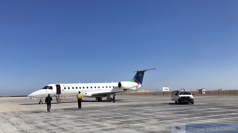Aeroporto - Vôo de Walvis Bay - Air Namibia