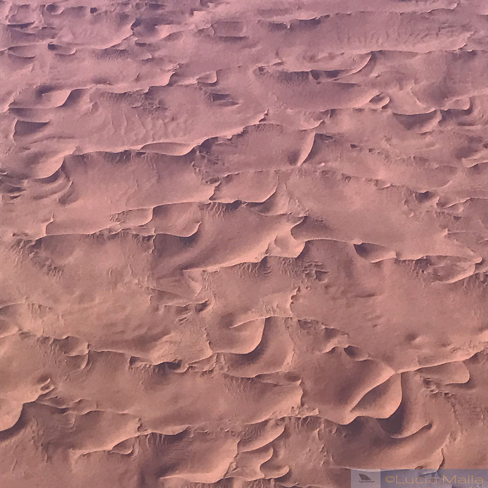 Vista aérea das dunas do Deserto da Namíbia