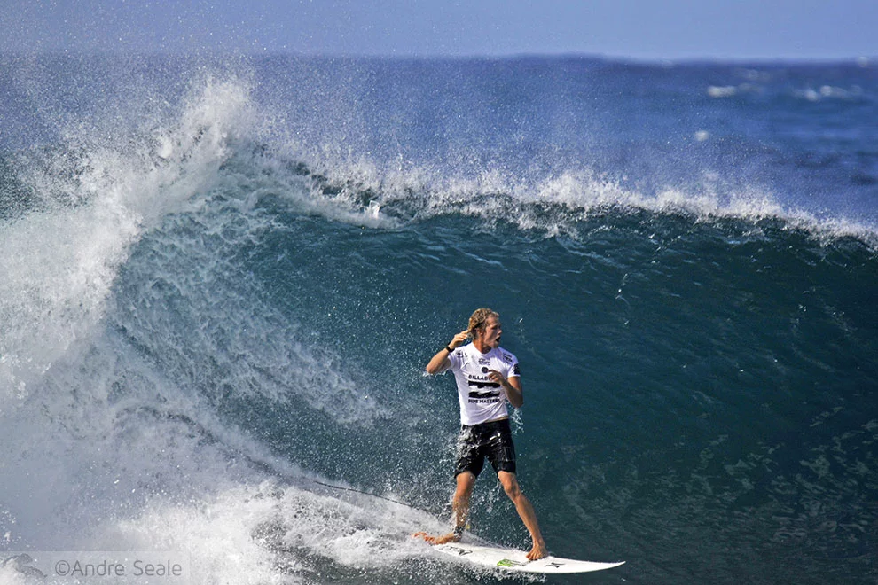 John John Florence em Pipeline
