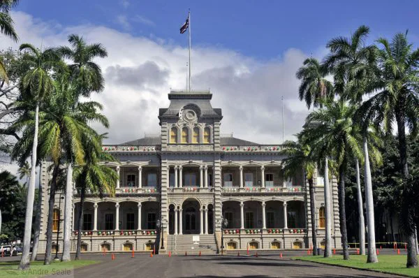 Chuva no Havaí - Iolani Palace